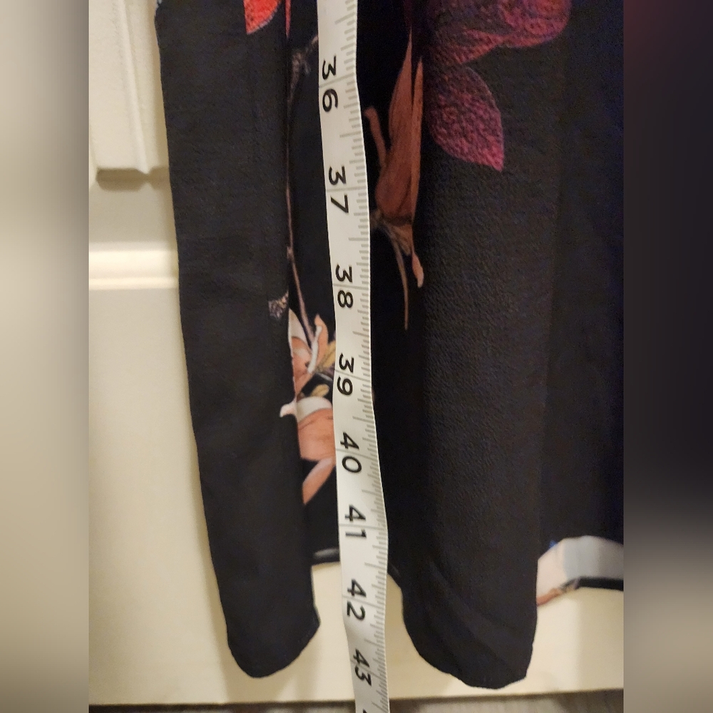 City Chic Size 14 Black Floral - Picture 13 of 16
